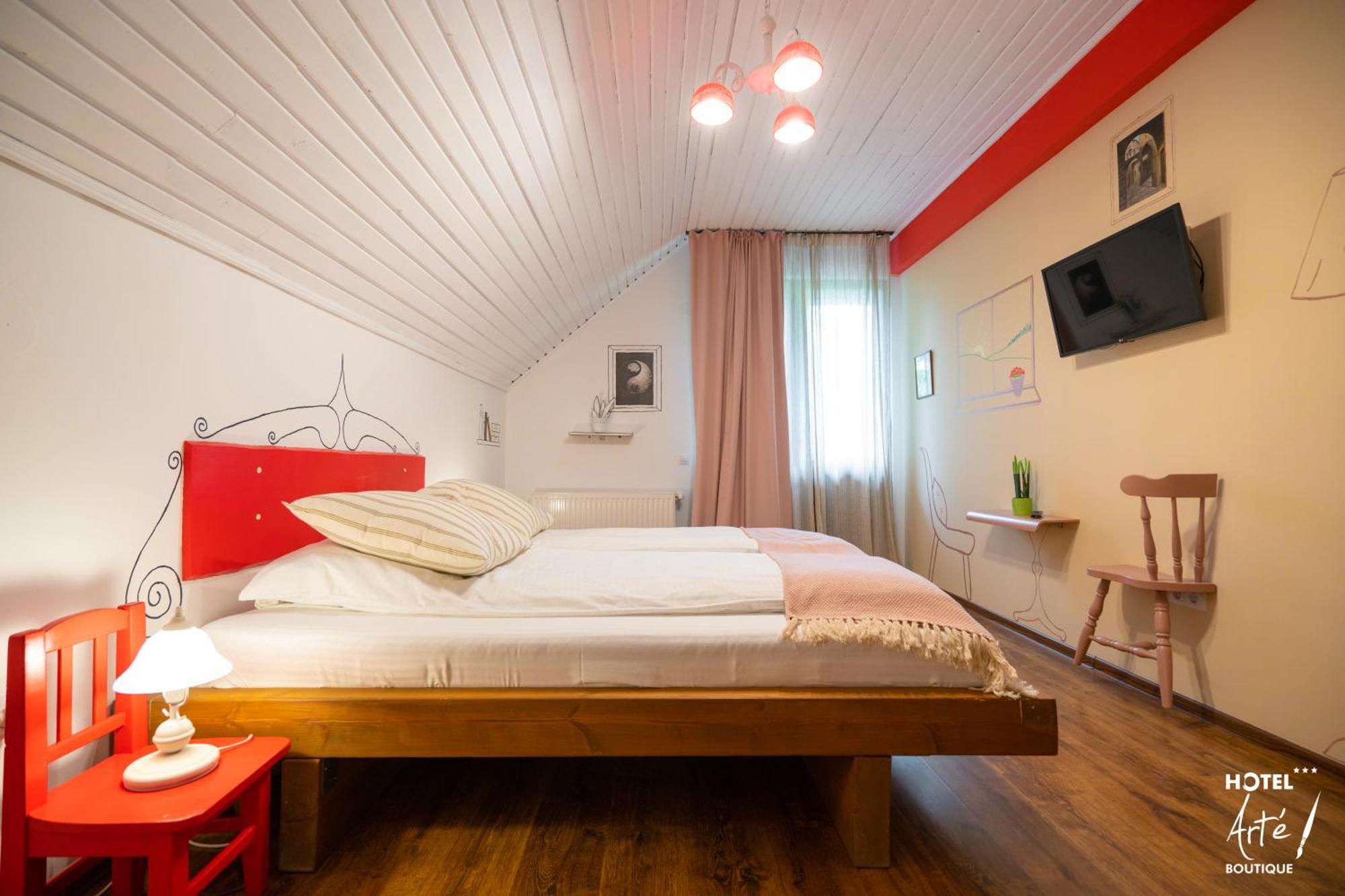 Art'E Boutique Rooms BaileTusnad Exterior foto